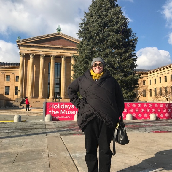 Meet your Posher, Christina - Picture 3 of 7